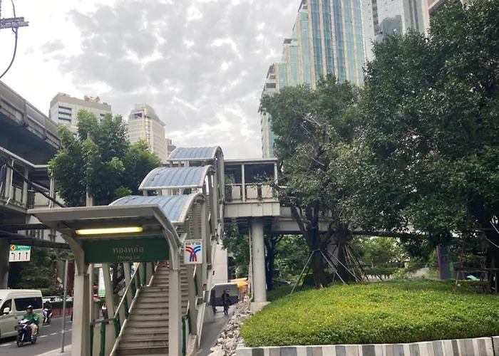 Spacious Bts Thonglor Sukhumvit 36 Apartment Bangkok