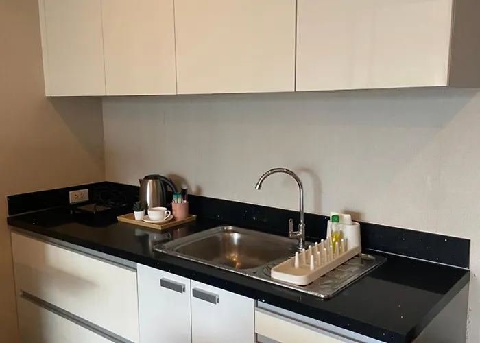 Spacious Bts Thonglor Sukhumvit 36 Bangkok